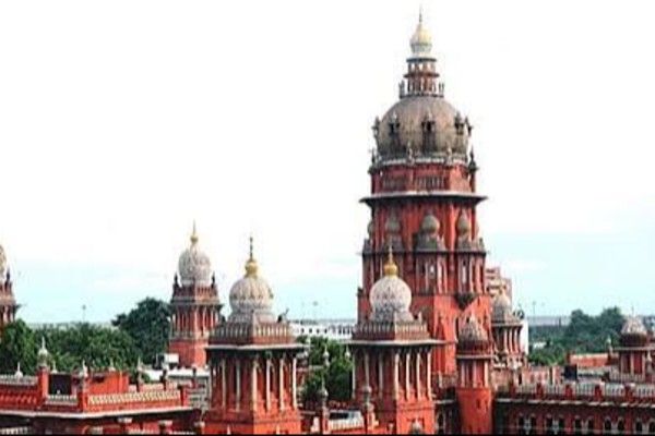 போலி வாரிசு சான்றிதழ் தயாரித்து நிலம் மோசடி