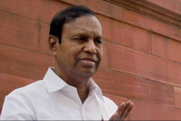   “ஜெம் வீரமணி வழக்கில் முதல்வர், அமைச்சர்களை  விசாரிக்க வேண்டும்”