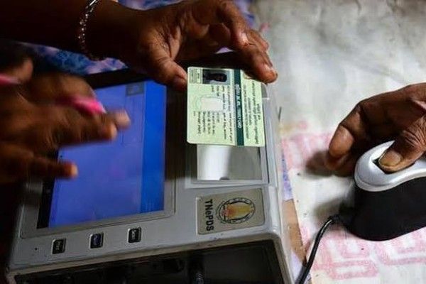 கைவிரல் ரேகை பதிவு இல்லாவிட்டாலும் அனைத்து குடும்ப அட்டைக்கும் ரேஷன் பொருள் வழங்கப்படும்