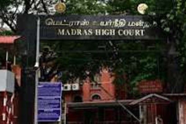அரசுக்கு நீதிமன்றம் உத்தரவிட முடியாது!