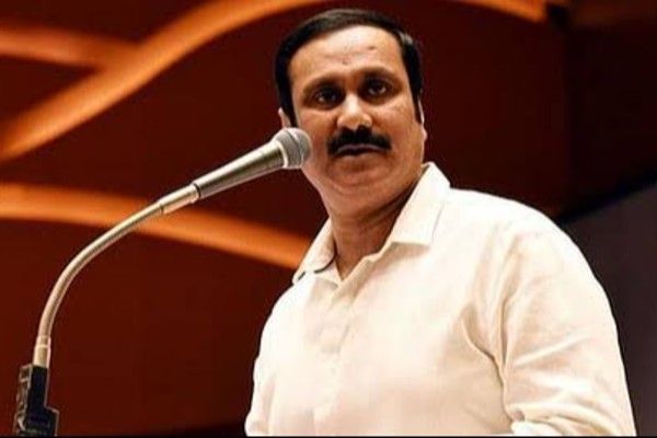 ‘மானூர் அரசுப் பள்ளி குடிநீர் தொட்டியில் மனிதக் கழிவு’