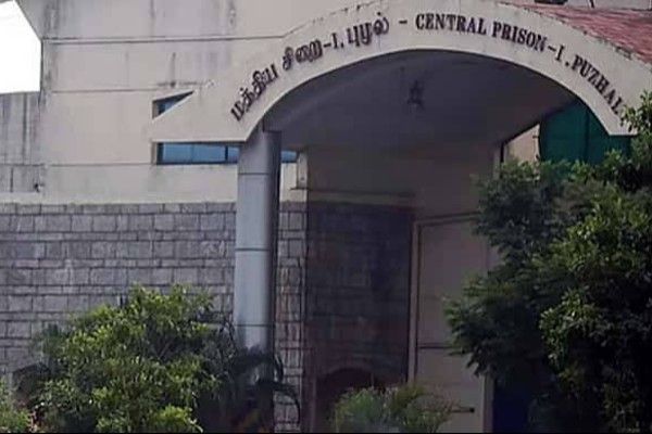 சைதாப்பேட்டை சிறையில் கைதிகள் திடீர் மோதல்: 27 பேர் புழல் சிறைக்கு மாற்றம்