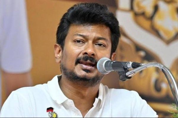 வேட்புமனுவில் தவறான தகவல்: உதயநிதி மீதான புகார் விசாரணை எப்போது?