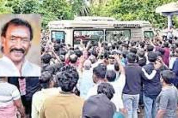 அரசு மரியாதையுடன் இசையமைப்பாளர் தேவா உடல் அடக்கம்