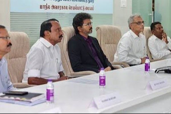 ஆட்சியர்களுடன் முதல்வர் விஜய் ஆலோசனை
