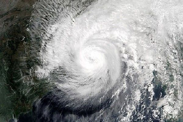 காற்றழுத்த தாழ்வு மண்டலம் நாளை புயலாக வலுப்பெறும்