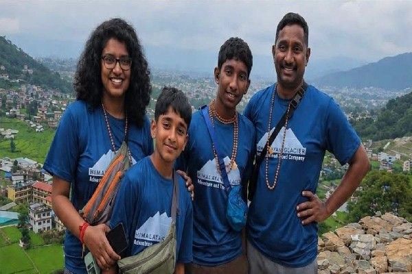 கைலாச யாத்திரை சென்ற ஒரே குடும்பத்தைச் சேர்ந்த ஈழத்தமிழர் நால்வர் காணாமற் போய் 45 நாட்கள்!   