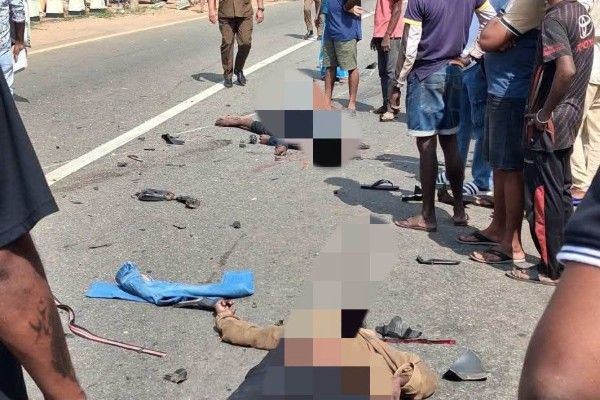 கைதடியில் கோர விபத்து: இரு இளைஞர்கள் உயிரிழப்பு!