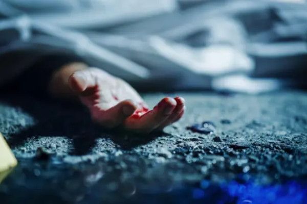புத்தூர் மேற்கில் வயோதிபப் பெண் வீடொன்றினுள் அடித்துக் கொலை