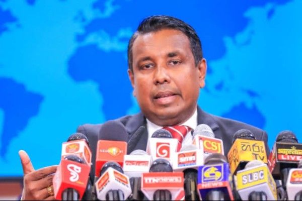 சஜித் எதிர்க்கட்சிக் குழுக்களை ஒன்றிணைக்க வேண்டும்!