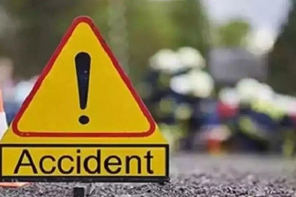 டிப்பர் லொறியும் பேருந்தும் மோதி விபத்து: ஐவர் காயம்!