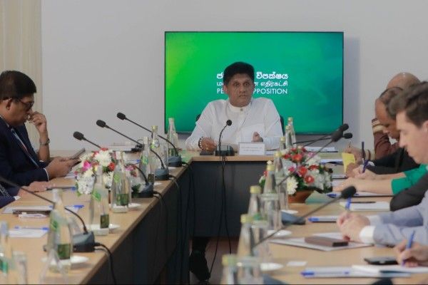 உத்தேச பாதுகாப்புச் சட்டங்கள் குறித்து சஜித்  கவலை!