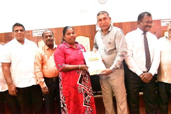  65 குடும்பங்களுக்கு காணி உறுதிப்பத்திரங்கள் வழங்கி வைப்பு