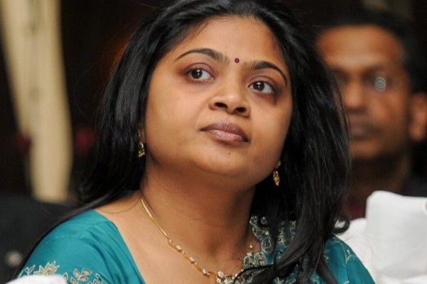 கடும் அழுத்தங்களுக்கு மத்தியிலும் பயணத்தை தொடரும் மைத்ரேயி! - ஜுவனிதா நாதன் 